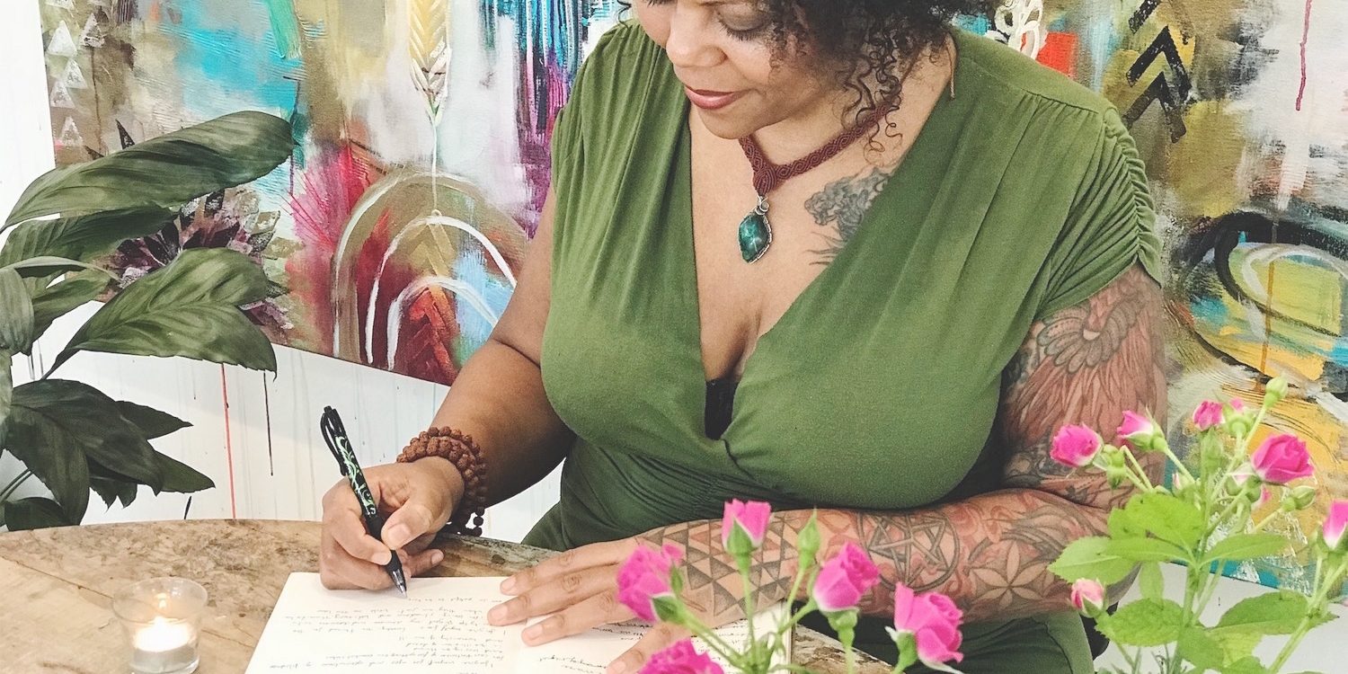 Niema Writing With Roses